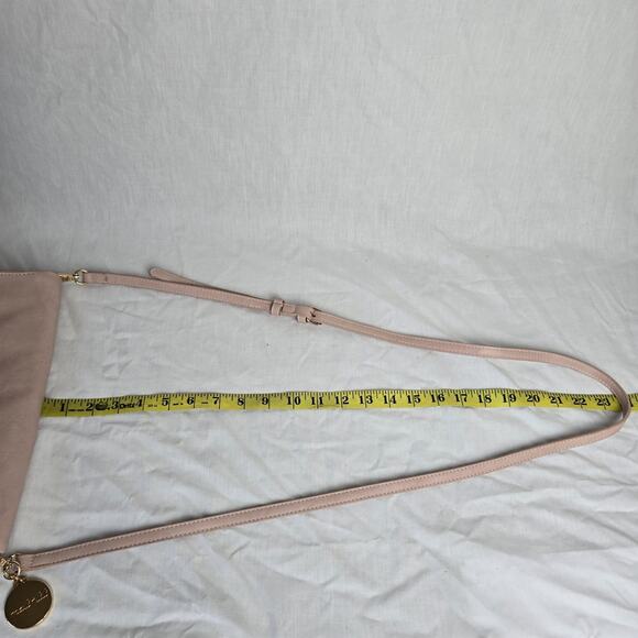 Mali + Lili Crossbody Bag Pink Faux Leather Magnetic Flap w/ Zipper Closure EUC - Picture 15 of 16